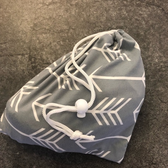 Yoofoss Nursing Cover Breastfeeding Scarf - Picture 8 of 9